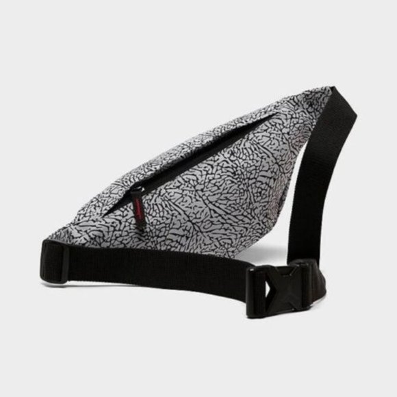 Nike Air Jordan Fanny Pack Hip Waist Belt Crossbody Bag Elephant Print MSRP $55 - Picture 9 of 12